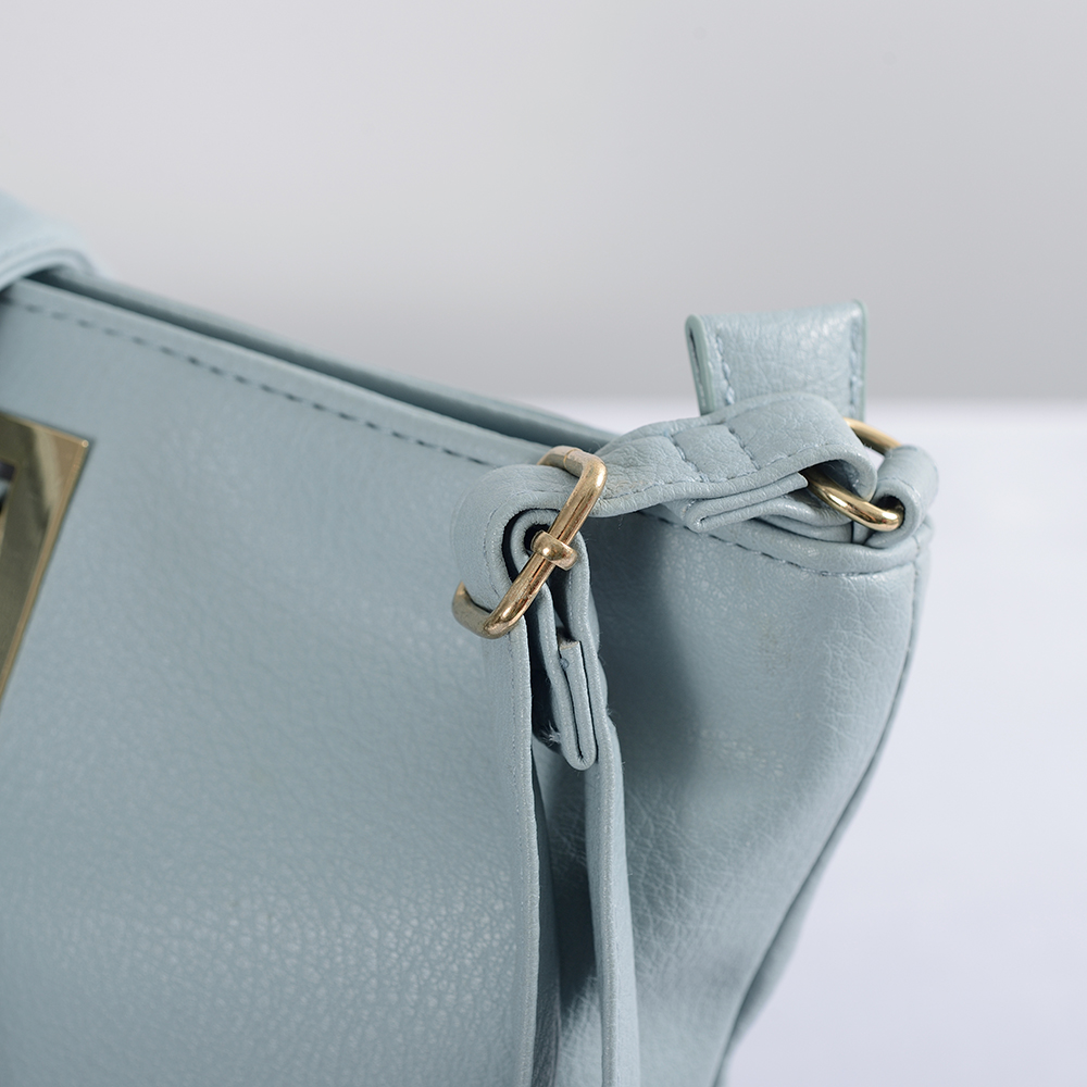 Beliebte Damen-Umhängetasche, helle Farbe und leichte, quadratische Tasche