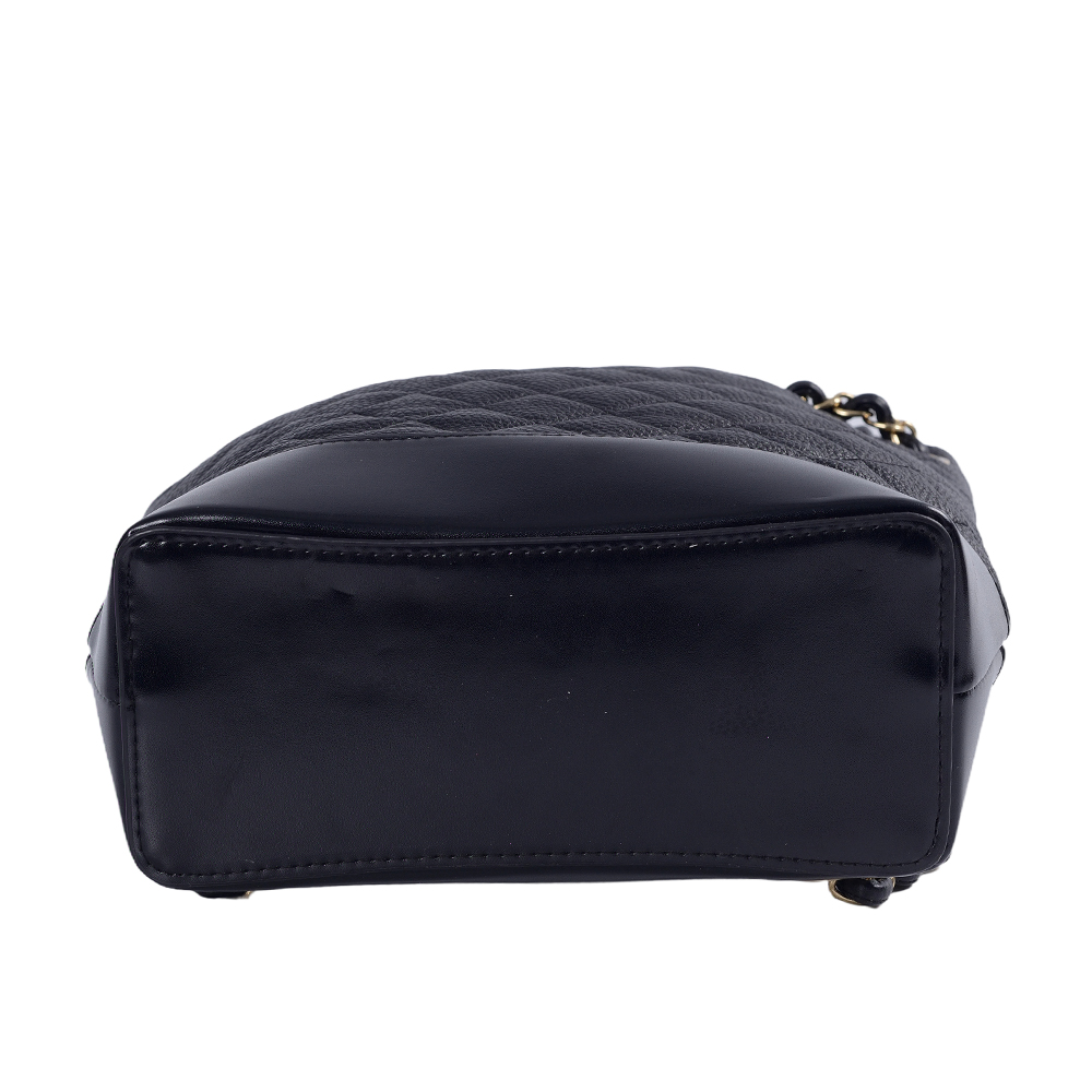 Klassischer Damenrucksack mit schwarzer Goldkette, lässige, hochwertige Ledertasche
