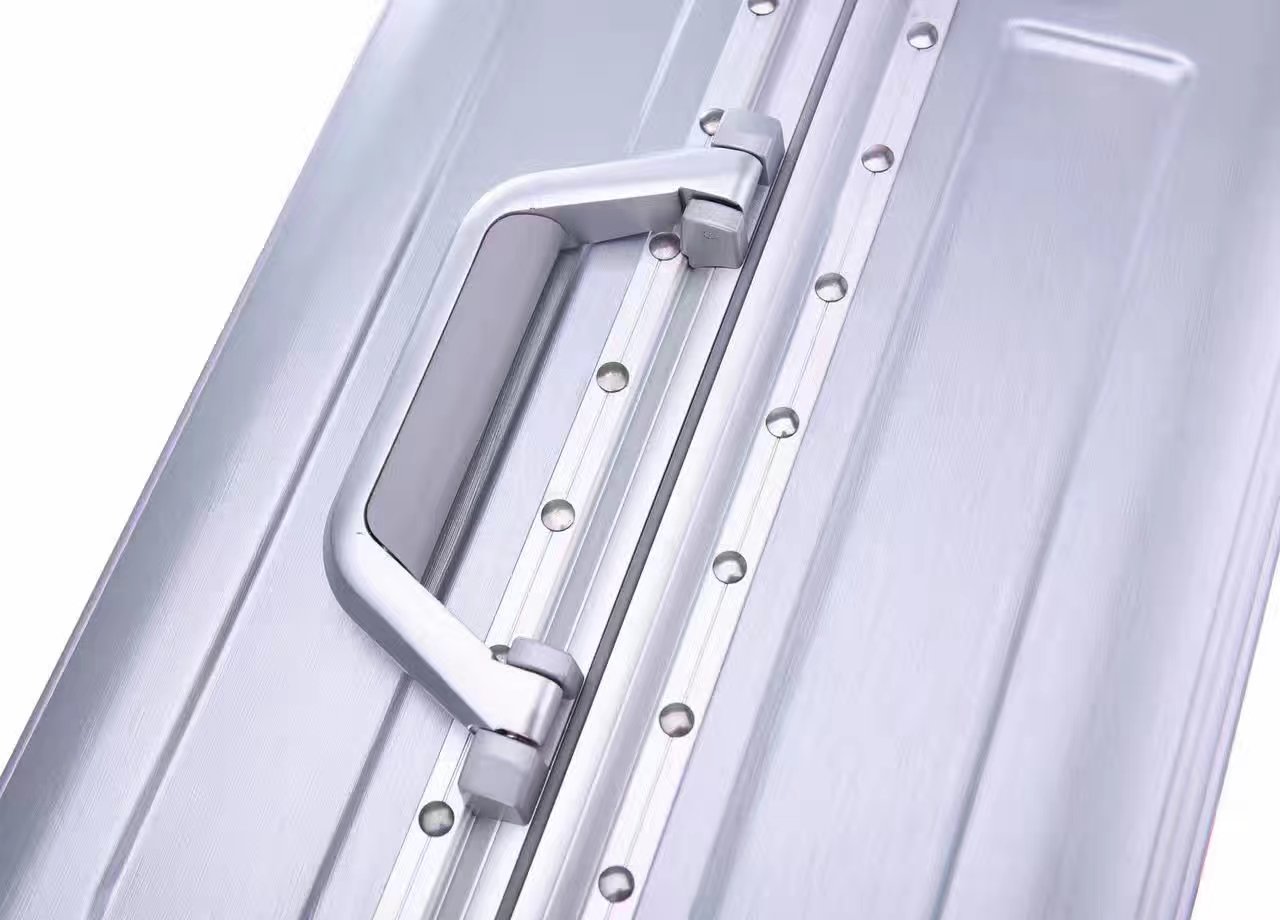 18-Zoll-Universalradgehäuse mit Aluminiumrahmen, werkseitig individuelles Design