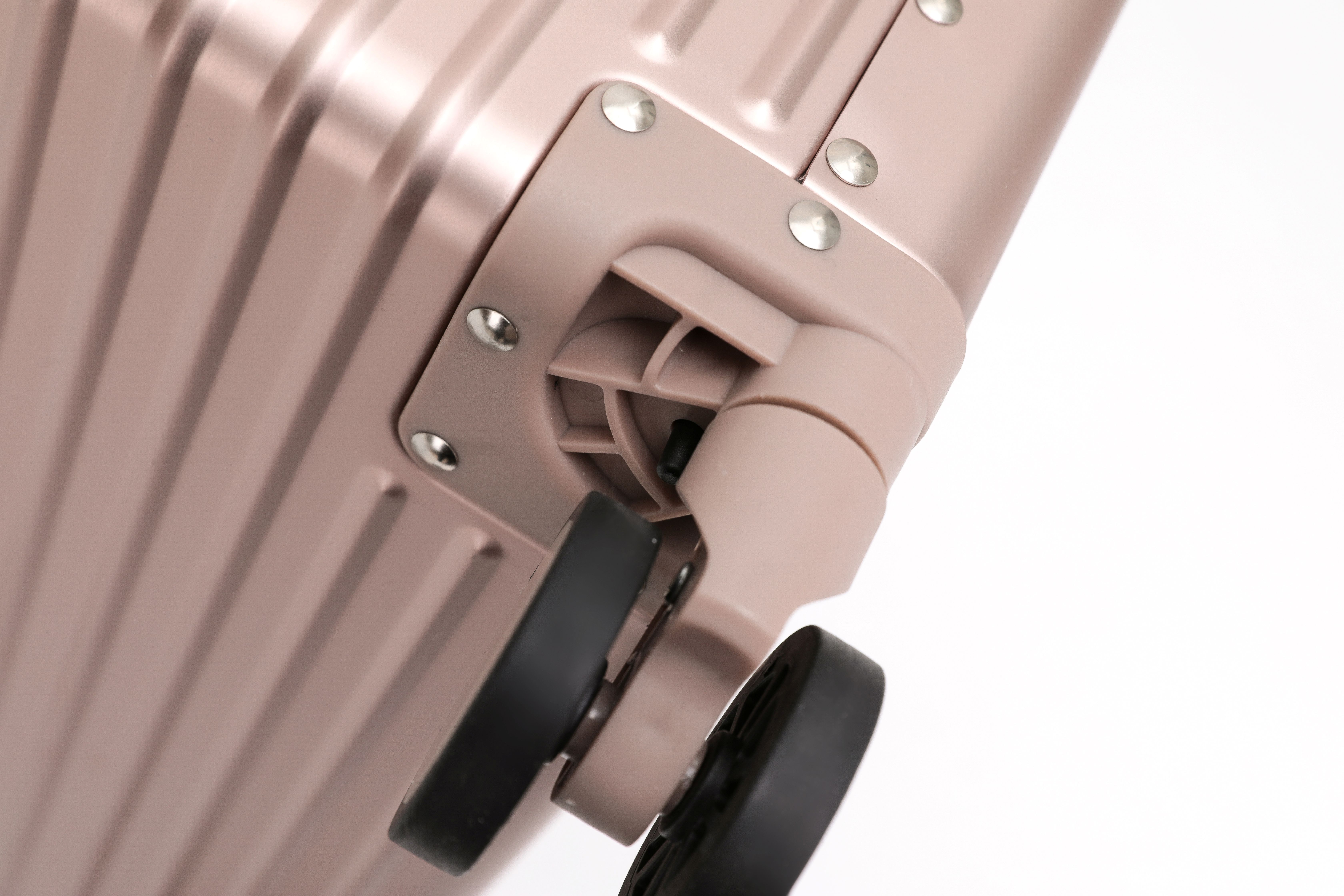 Gepäckkoffer aus Magnesium-Aluminium-Legierung. 18-Zoll-High-End-Boarding-Koffer
